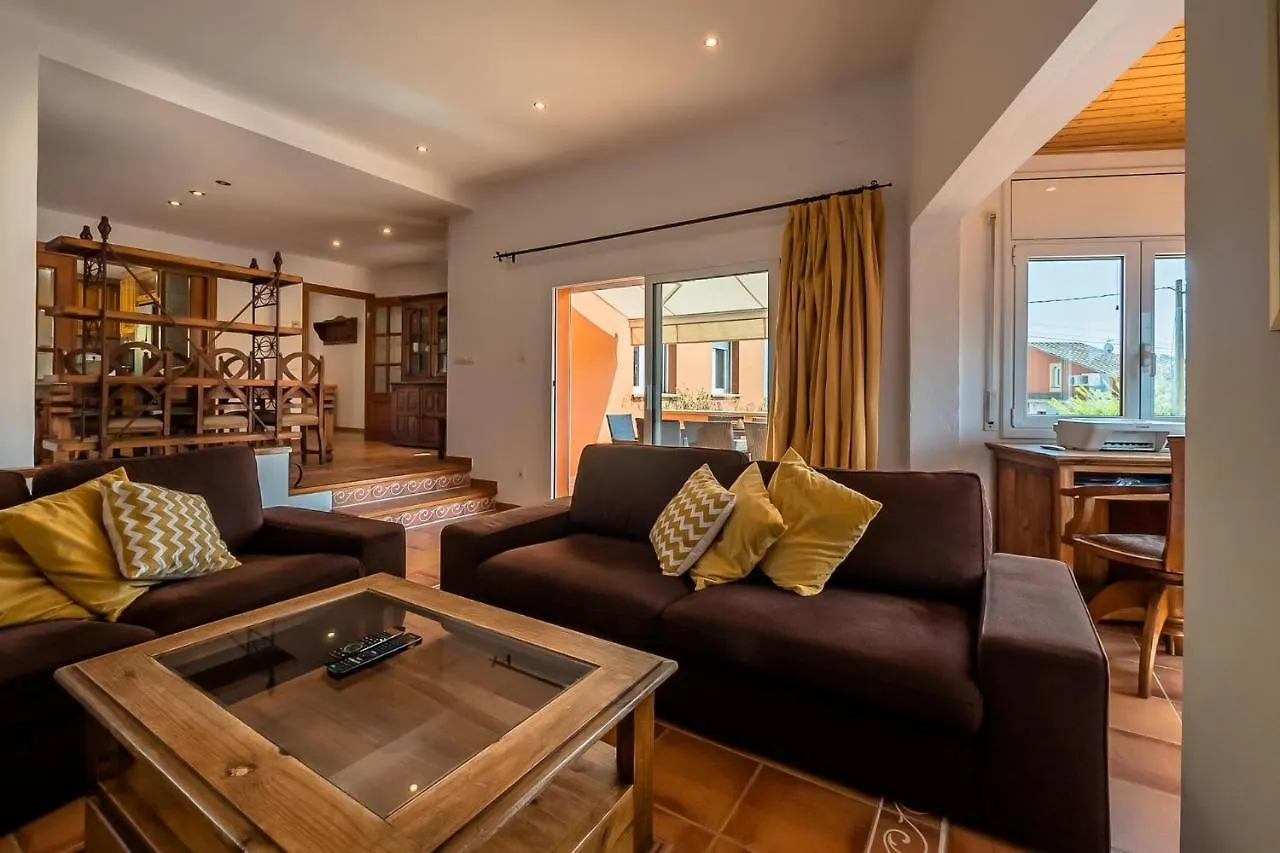 Tatil Evi B-47 Begur 8Pax Villa